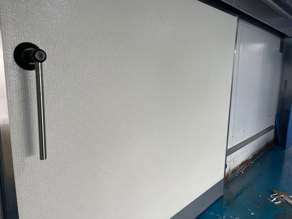 industriele schuifdeur vishandel snoek